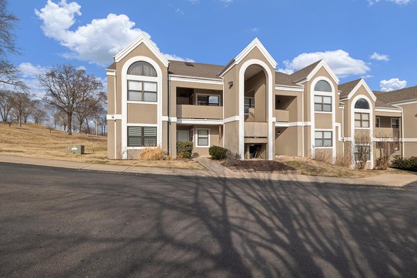 255 WIMBLEDON DR APT 1, BRANSON, MO 65616 - Image 01fa9564e870fb7cd1d55001e8d98d32/1595328831
