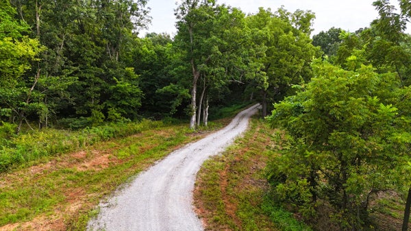 8 COUNTY RD, MONETT, MO 65708 - Image 048eb9fa9c3d0843e4949e2ad9141401/3116544503