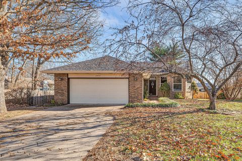 Photo of 2892 S Timbercreek Avenue, Springfield, MO 65807 (MLS # 60311602)
