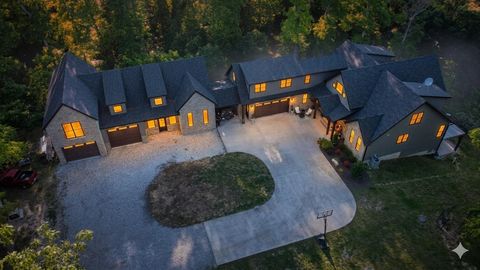 Photo of 950 Regal Heights Lane, Galena, MO 65656 (MLS # 60323843)