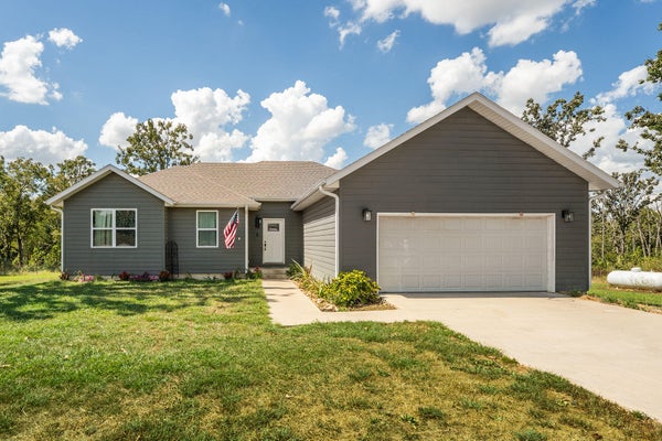 115 LUELLA DR, SEYMOUR, MO 65746 - Image 0cbb6d4d98e3036def74af421a18c998/786113932