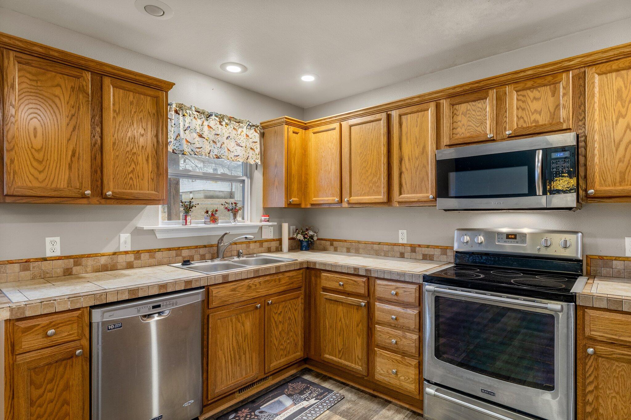 Gideon, J R - Residential