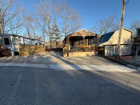 Photo of 142 Bee Hive Trail, Hollister, MO 65672 (MLS # 60312728)