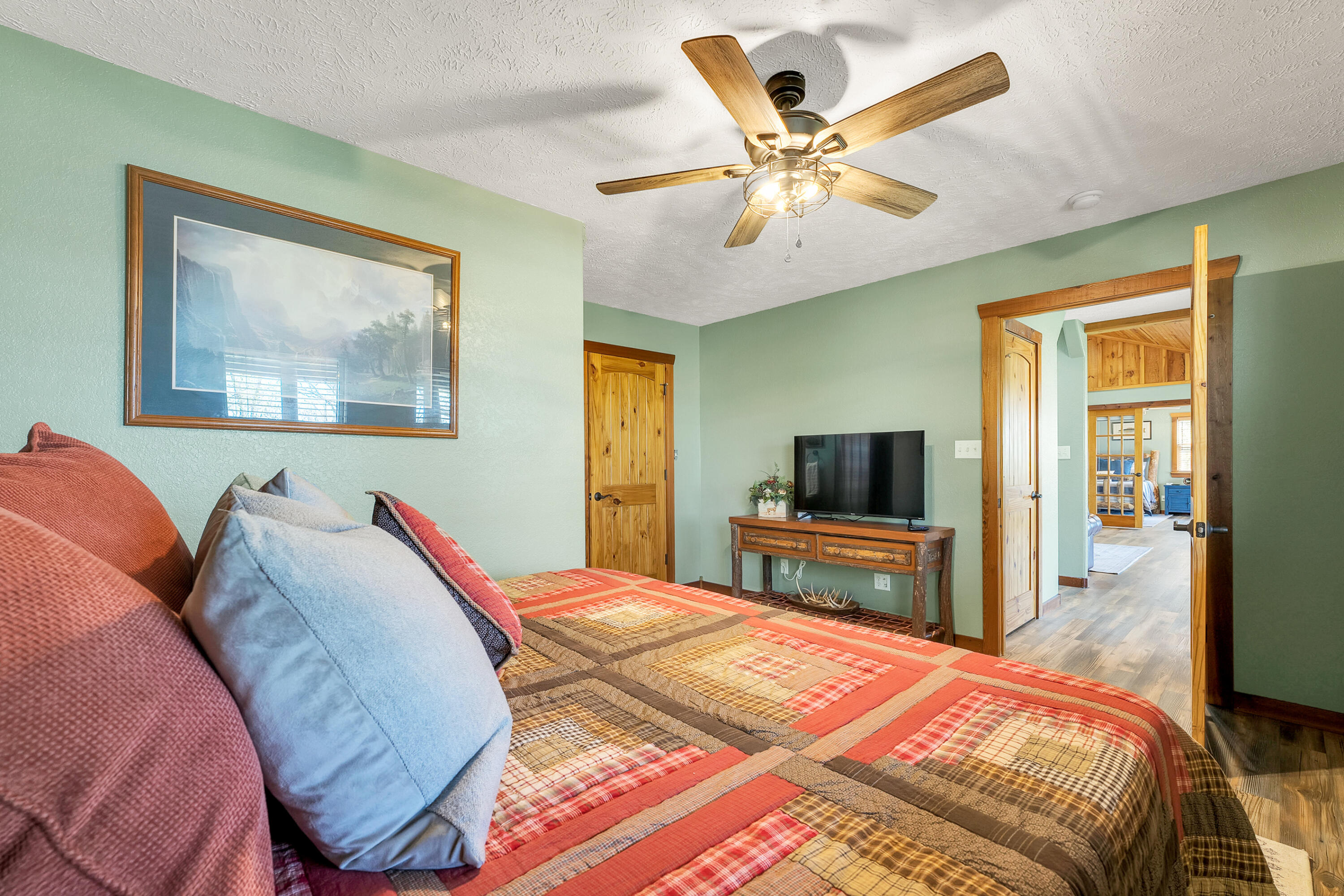Welchs Point - Residential