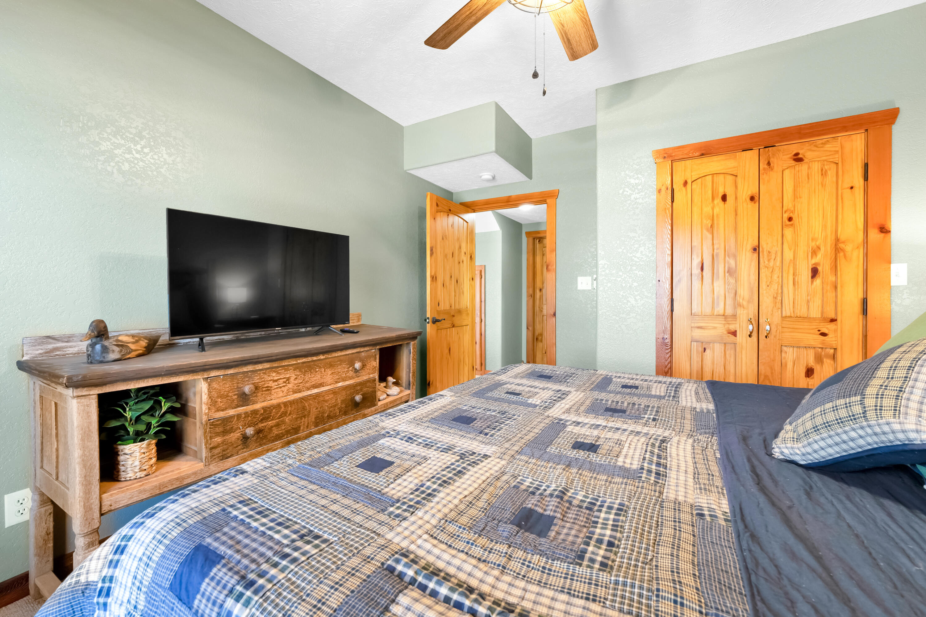 Welchs Point - Residential
