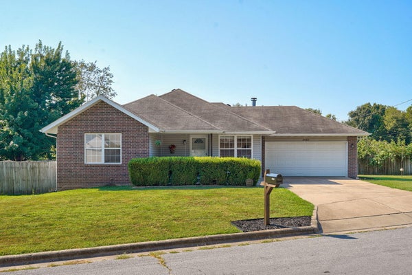 3430 W RIVERSIDE ST, SPRINGFIELD, MO 65807 - Image 0f0336e64d702eef35fc81881ccb7c23/878773125