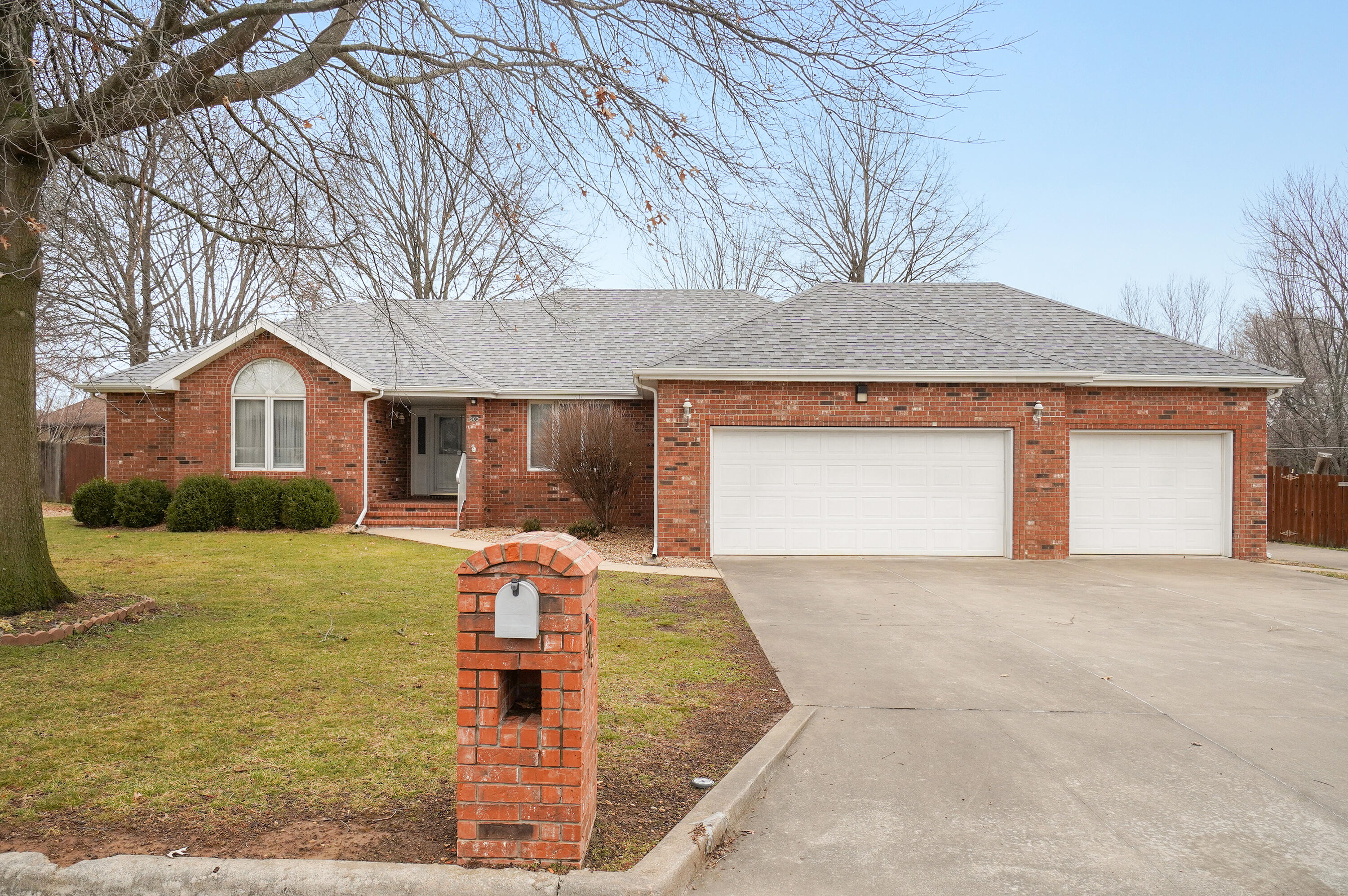 Back on the market at no fault of the seller!!! Immaculate!!  That is all that needs to be said about this home!  Brand new Owens Corning roof!!! Owner has taken outstanding care of this all brick 3 bed, 2 bath, 3 car garage home.  All maintenance completed on schedule and as needed.  10x20 shop with power. Beautiful 16x18 deck with power. Sump pump in crawl space, floors insulated in 2015, sprinkler system-up to date on services. This home is a gem!  In highly sought after Nixa schools.  Come take a look today before its gone!