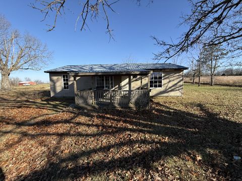 Photo of 909 Cooper Drive, Mountain Grove, MO 65711 (MLS # 60311761)