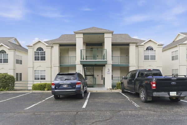 351 S WILDWOOD DR APT 3-2, BRANSON, MO 65616 - Image 111c466349dcb9de26e8b3401f9bcc1c/3739482782
