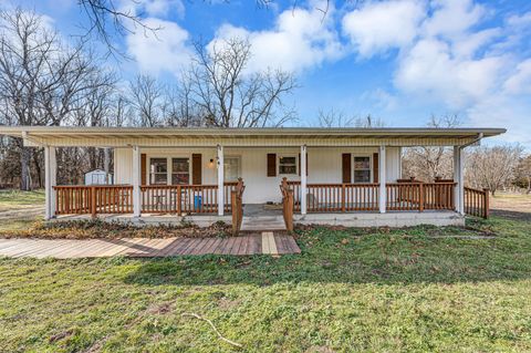 Photo of 8785 N Farm Rd 181, Springfield, MO 65803 (MLS # 60313513)