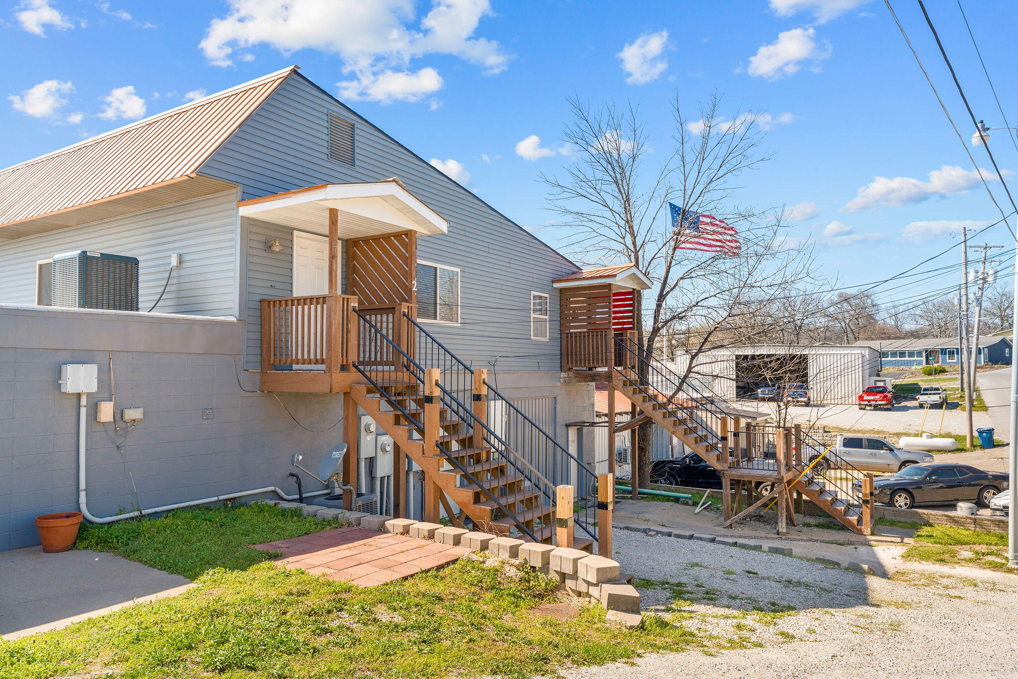 12056 Missouri 13 B