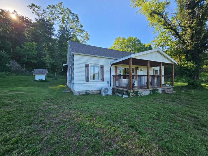 Photo 1 of 26 — 14727 State Highway 59, Noel, MO 64854