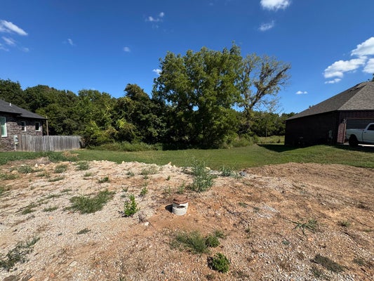 1918 N VINEYARD PL, STRAFFORD, MO 65757 - Image 162dda1ae3cfe445bb7a192c5b6d6eb9/3288674783