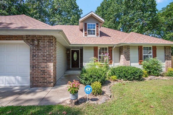 1496 ALICE GAYLE CIR, NIXA, MO 65714 - Image 197c6dcb95ada20ff7405f856e471907/773907939