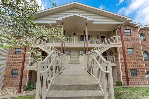 350 S WILDWOOD DR APT F3, BRANSON, MO 65616 - Image 19c2153dfbb9d9f018e2ecc428aa0103/2106646139