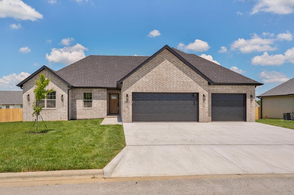 3017 HERITAGE ST, REPUBLIC, MO 65738 - Image 1a2dce20187ebe92c5dd0f6ef3249070/275441753