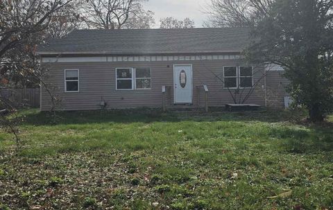 Photo of 2908 W Latoka Street, Springfield, MO 65807 (MLS # 60311788)