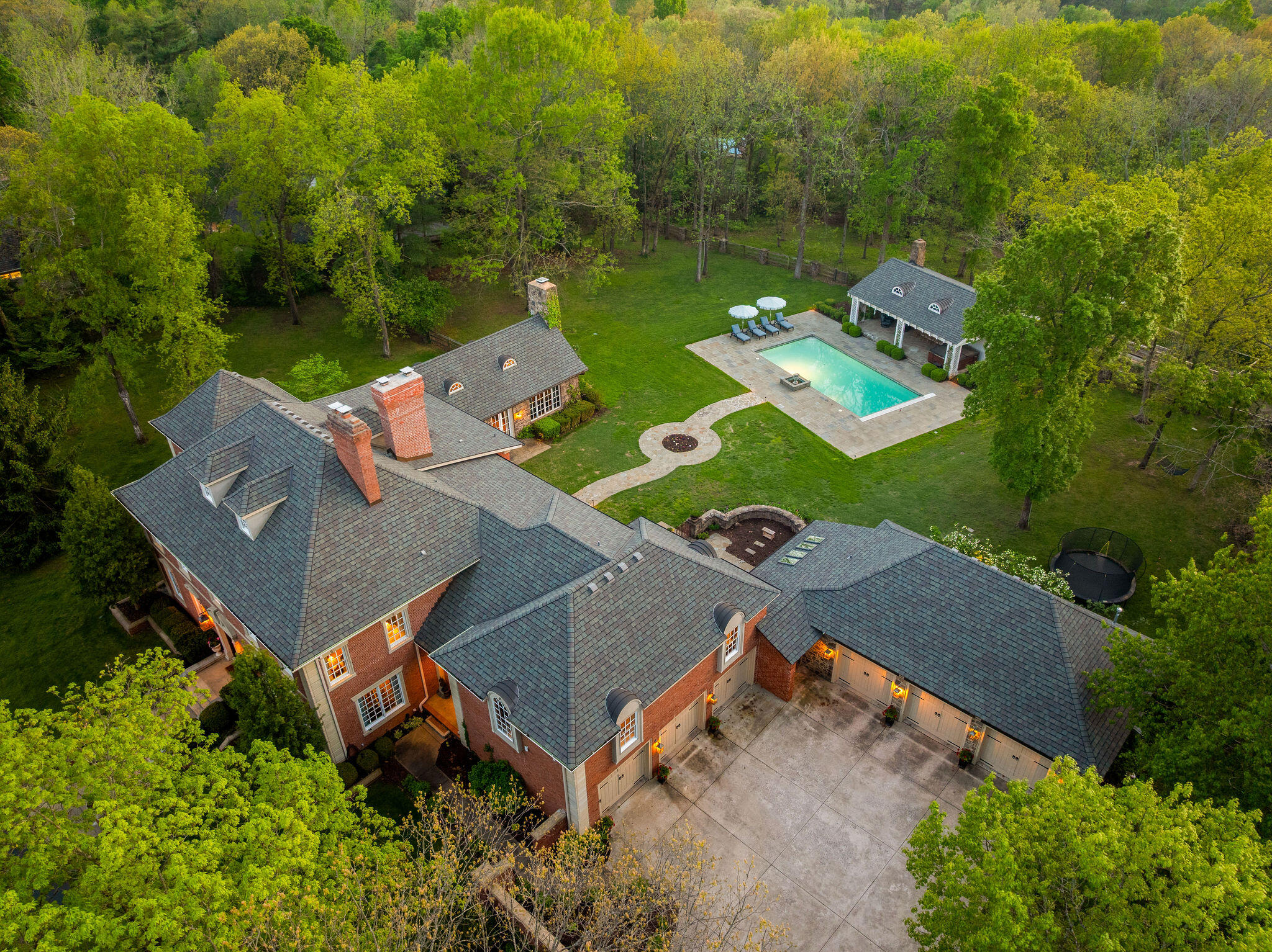 5147 S Farm Road 181
