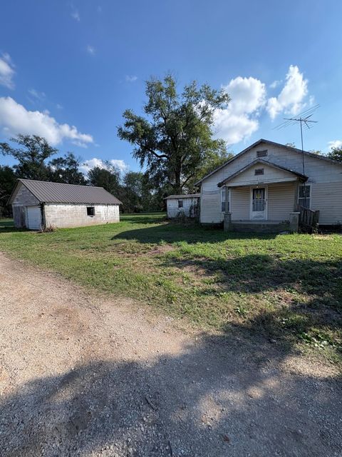 Photo of 100 E Carpenter Street, Fairview, MO 64842 (MLS # 60307610)