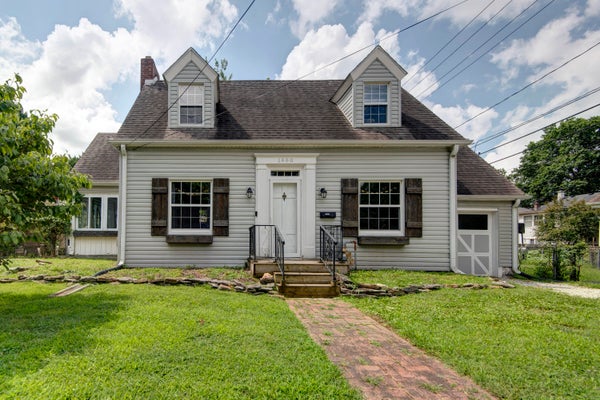 1460 E GRAND ST, SPRINGFIELD, MO 65804 - Image 1d91c959877cd1d493775f4239da6bf1/4039855340