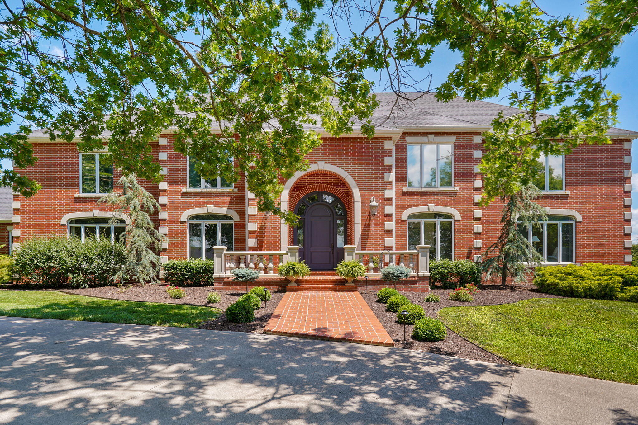 1690 S Royal Drive
