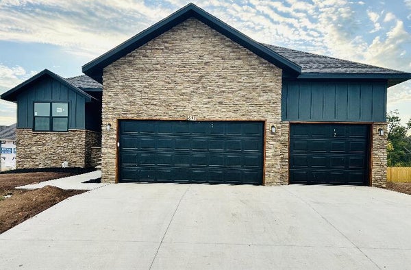 642 W BROOK HOLLOW RD, NIXA, MO 65714 - Image 2353fd39b0431fd62394e95b6b5704dc/1822895187