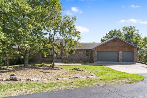 Photo of 140 Libby Lane, Galena, MO 65656 (MLS # 60307081)