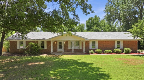 1666 E RICHMOND ST, SPRINGFIELD, MO 65804 - Image 2417ab83129bfebfe624d66fef4804be/2930891848