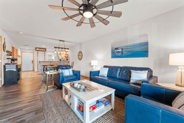 135 UPPER EMERALD BAY CIR APT 6, HOLLISTER, MO 65672 - Image 24206ae9c261e1effdfc99a2f86647dc/3877465980