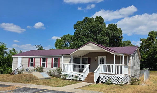 201 GRANBY MINERS RD, GRANBY, MO 64844 - Image 25f60e2c1d6b14622f5c73fb929de74d/3820701207