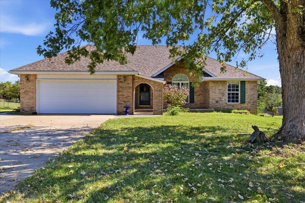 2246 EAGLES LN, NIXA, MO 65714 - Image 2600241e2bb387169e85f32fb6093e11/4083957445