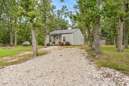 47 Karen Dr – Investment Home