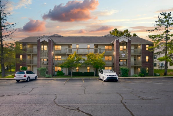 132 HIGHLAND DR APT 7, BRANSON, MO 65616 - Image 266e430ae33eef77d94661c3b41e678e/699952640