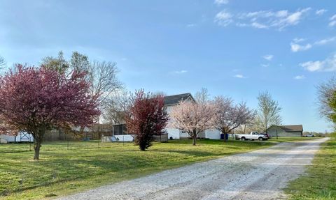 Photo of 9125 County Lane 217, Webb City, MO 64870 (MLS # 60324315)