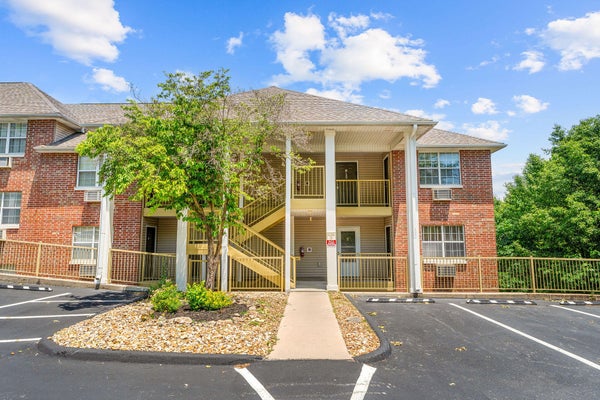 200 GOLFVIEW DR # 12, BRANSON, MO 65616 - Image 29da28ef494ce4b9d1c46868b448d2ed/1907606966