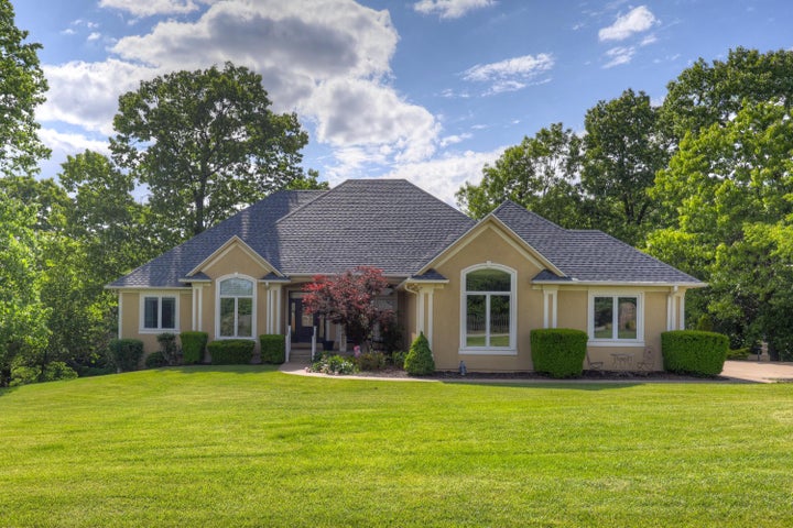 Photo 1 of 85 — 3 Ridgewood Court, Joplin, MO 64804