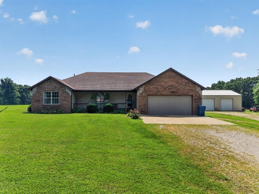 149 BRIANNA DR, SEYMOUR, MO 65746 - Image 2a39f474280bfe387e8a636b33bc5ef0/3337690118