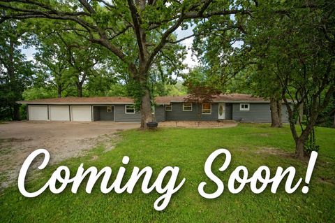 Photo of 106 W Secluded Lane, Nixa, MO 65714 (MLS # 60323940)