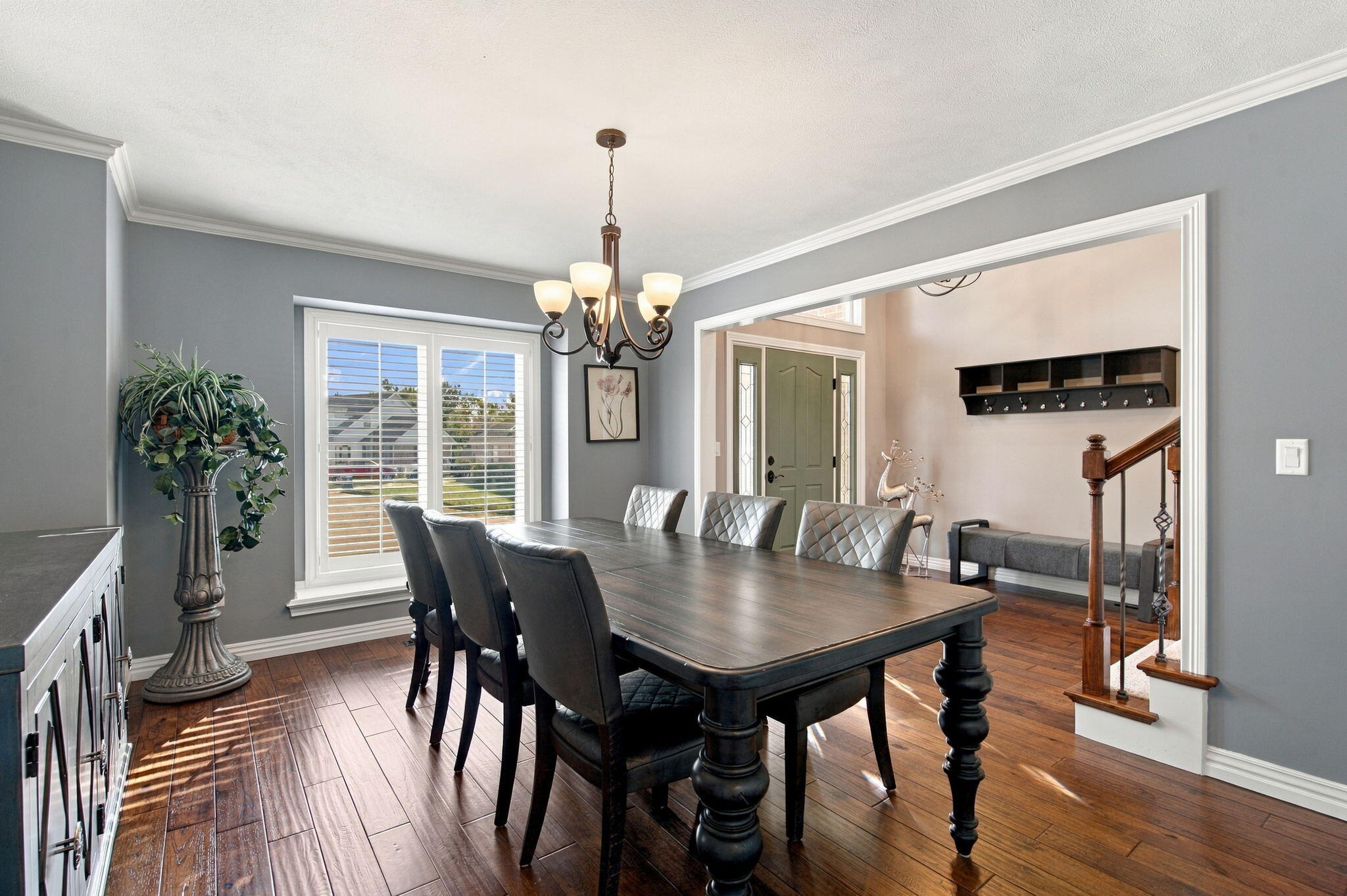 2113 S Pin Oak Drive
