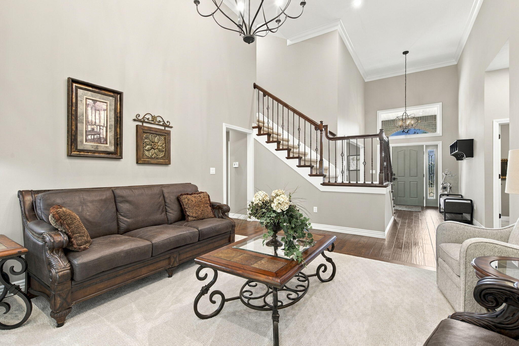 2113 S Pin Oak Drive