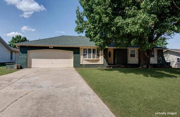 315 S TROY AVE, SPRINGFIELD, MO 65802 - Image 2be52fd291dbaa6932983b861a1d02ed/2186738376