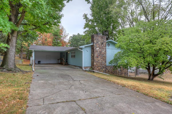 616 JOY ST, NEOSHO, MO 64850 - Image 2c344975ceb019451c4039a96f0de52b/4025780911