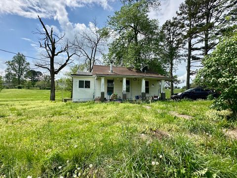 Photo of 308 Pine Grove Road, Willow Springs, MO 65793 (MLS # 60323857)