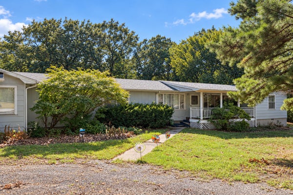 6490 GATEWAY DR, JOPLIN, MO 64804 - Image 2cf92ab97b420d9d0cd2b57b207561fb/1272397587