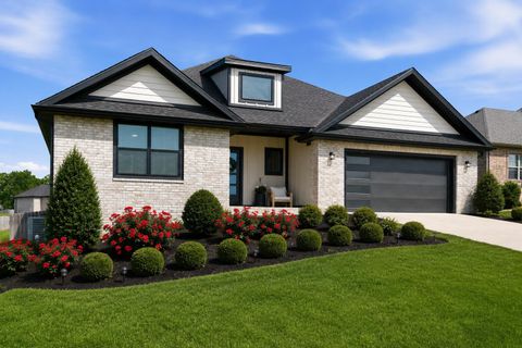 Photo of 1365 W Gaslight Drive, Springfield, MO 65810 (MLS # 60323863)