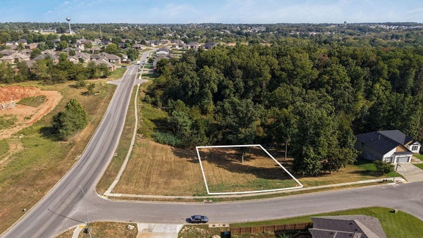859 E RICHMOND WAY, NIXA, MO 65714 - Image 2d91bd11bd22a86ee062ddff55d52bd3/952817971