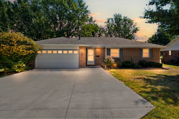 316 S DUKE AVE, SPRINGFIELD, MO 65802 - Image 2f2bd545366891c4b6ee0971af6ed6b1/3579600408