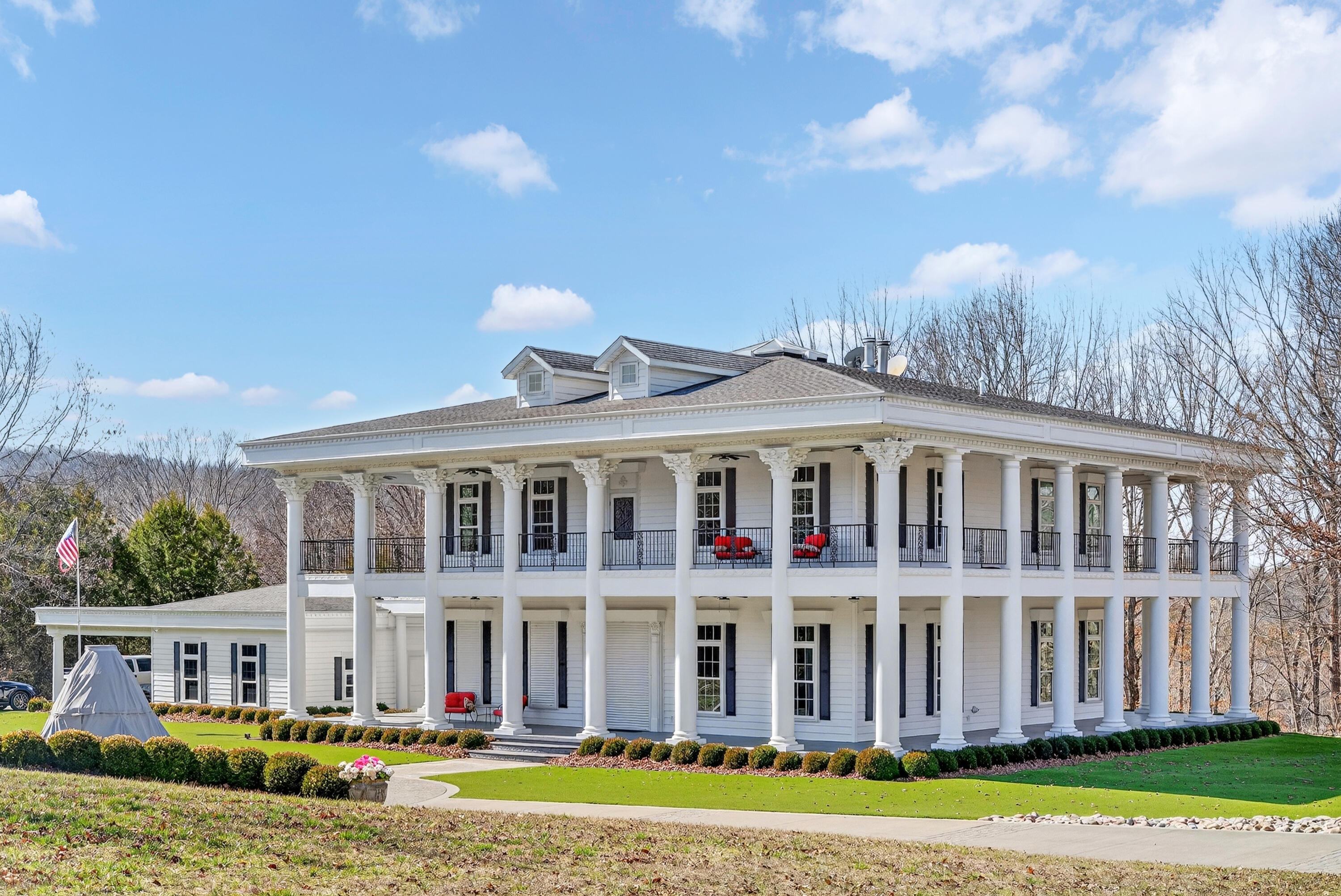 225 Bass Bend Trail