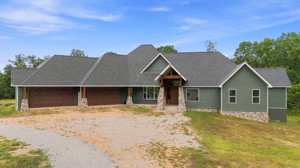3982 US-60, MOUNTAIN VIEW, MO 65548 - Image 3451fe3e0ea2aba4e730d797823b631a/2534258579