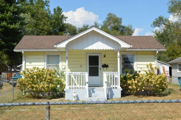 2613 W LOMBARD ST, SPRINGFIELD, MO 65802 - Image 35a764c46bb548dd5d7768bfe405c1d1/497905243